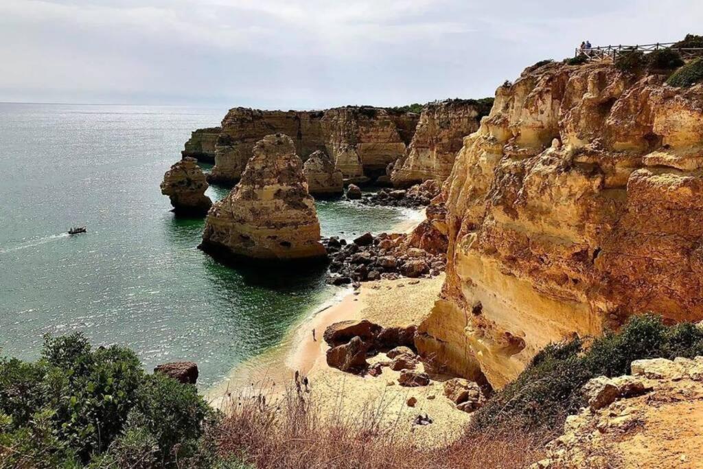 Romance Valdareina, Piscine Chauffee, Benagil-Carvoeiro カルヴォエイロ エクステリア 写真